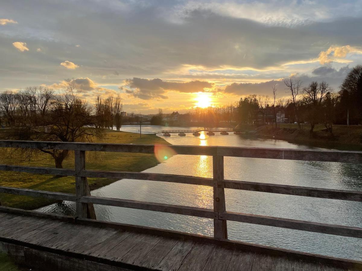 Apartman Rakovac Appartamento Karlovac Esterno foto